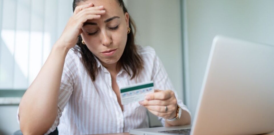 Theres A Strange Transaction That You Dont Recognise On Your Statement – How Do You Deal With That
