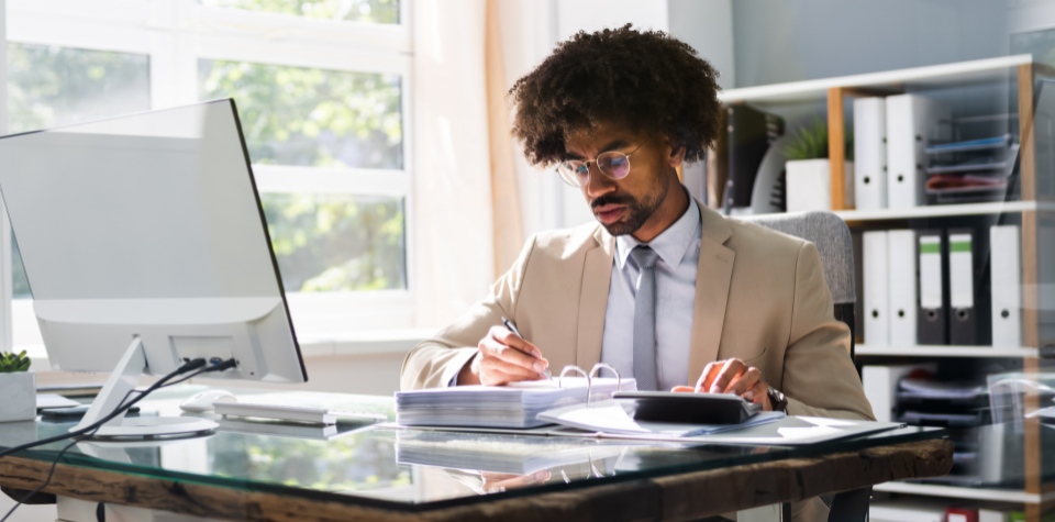 Accountants Lawyers Can Work Hand In Hand To Assist You