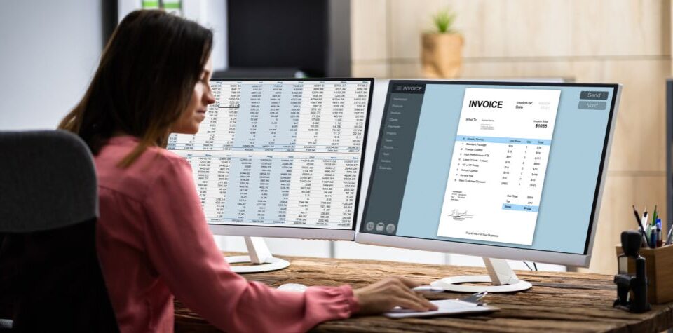 Avoiding Cash Flow Issues With Effective Invoices